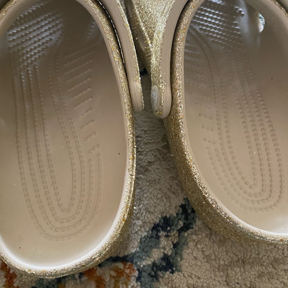 Sparkle Crocs - Picture 5 of 5